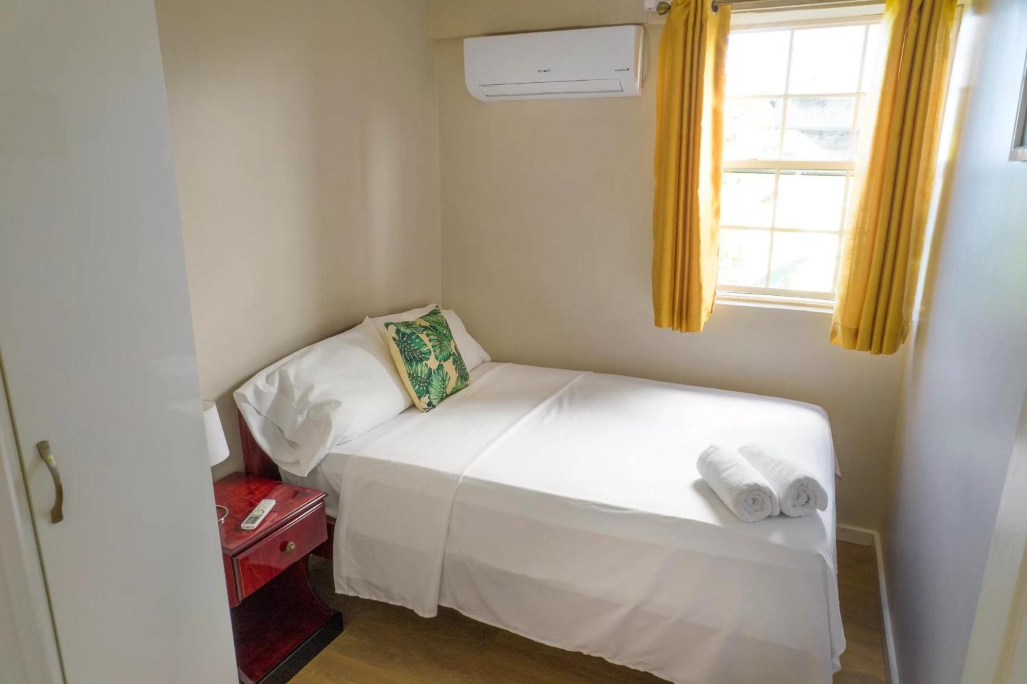 Morne Seaview Apartments คาสทรีส ภายนอก รูปภาพ